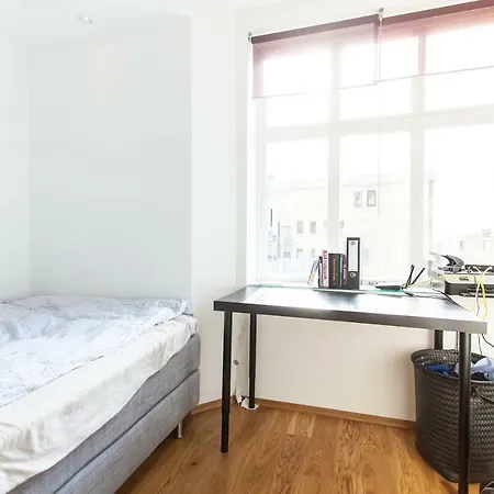High End 2br In Good Location! * Bergen