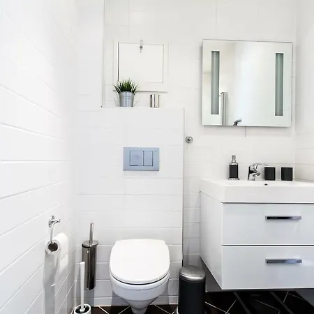 Apartment High End 2br In Good Location! Bergen