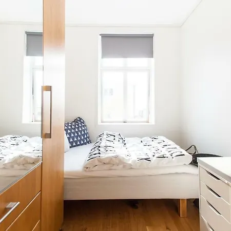 High End 2br In Good Location! Bergen